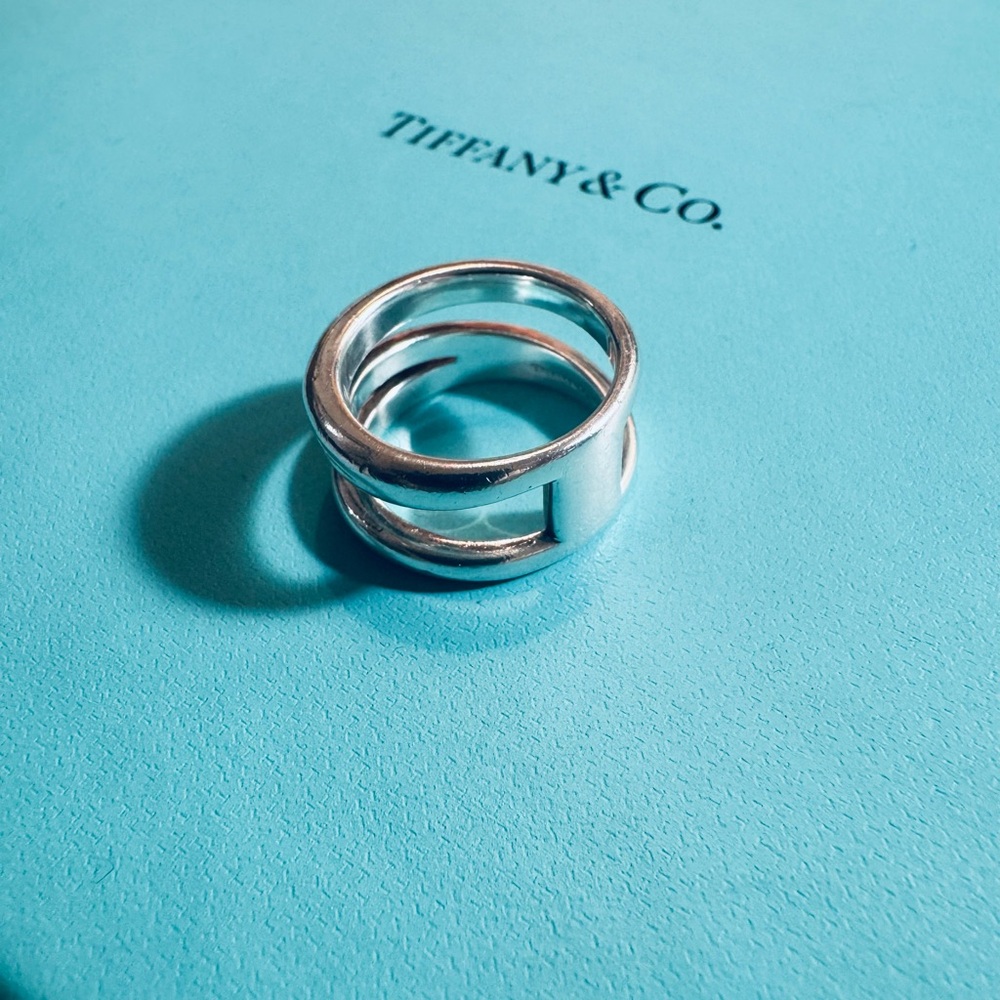 Tiffany & Co Unisex ZigZag Le Circle Crossover Ring Unisex Size 7.5